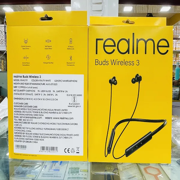 REALME Bluetooth Neckband – Pure Bass Sound with Long-Lasting Performance